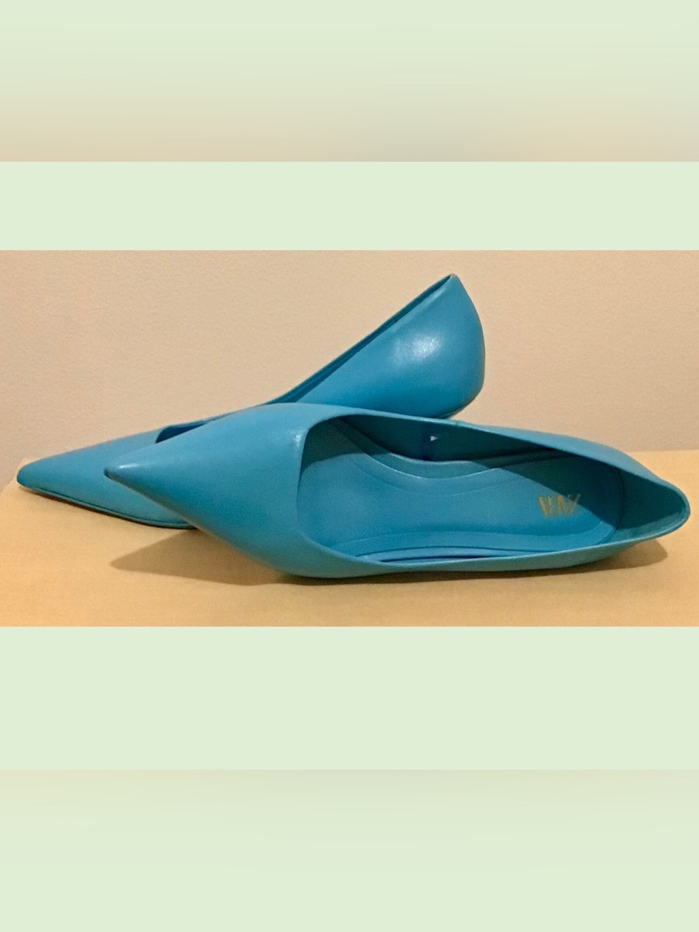 * SALE * Soft Leather blue ZARA pointed toe Shoes